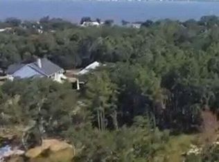 128 Oaks Blvd, Bay Saint Louis, MS 39520