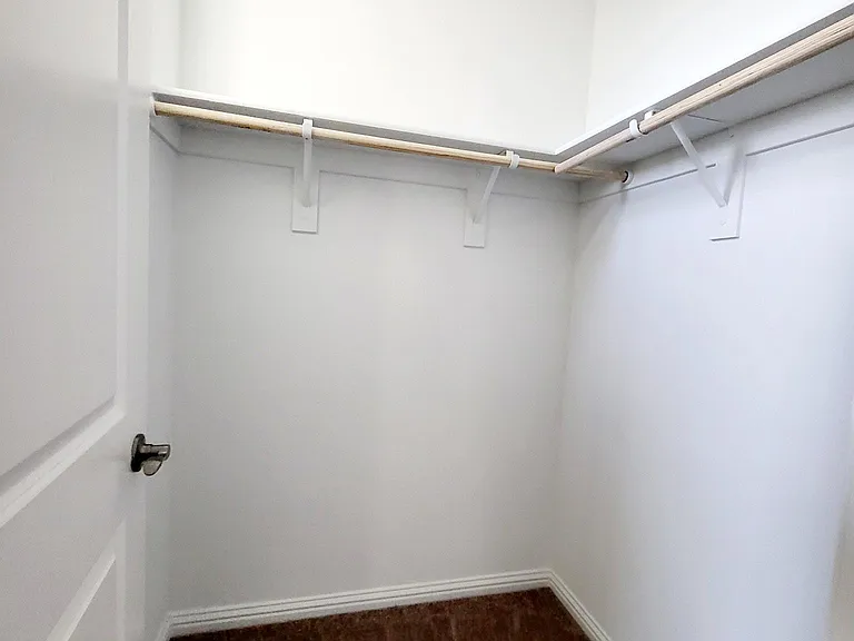 2733 Penrose Ln — Photo 23