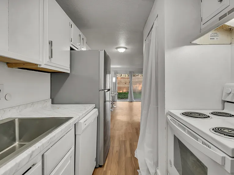 2308 O St NE — Photo 14