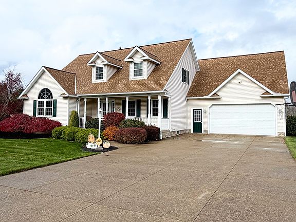 2nd image of 8690 Windy Ln