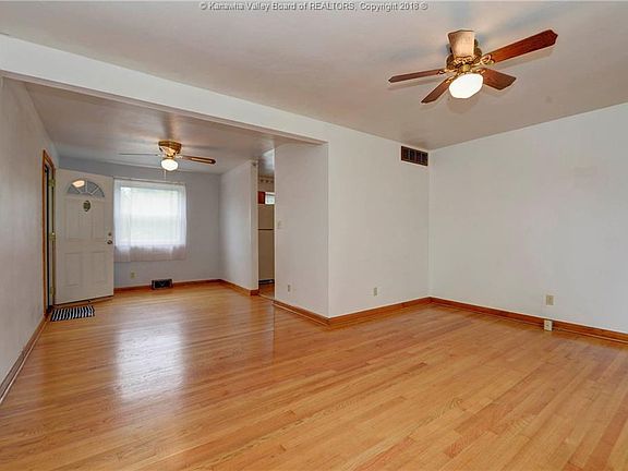 5th image of 305 Ehman Dr