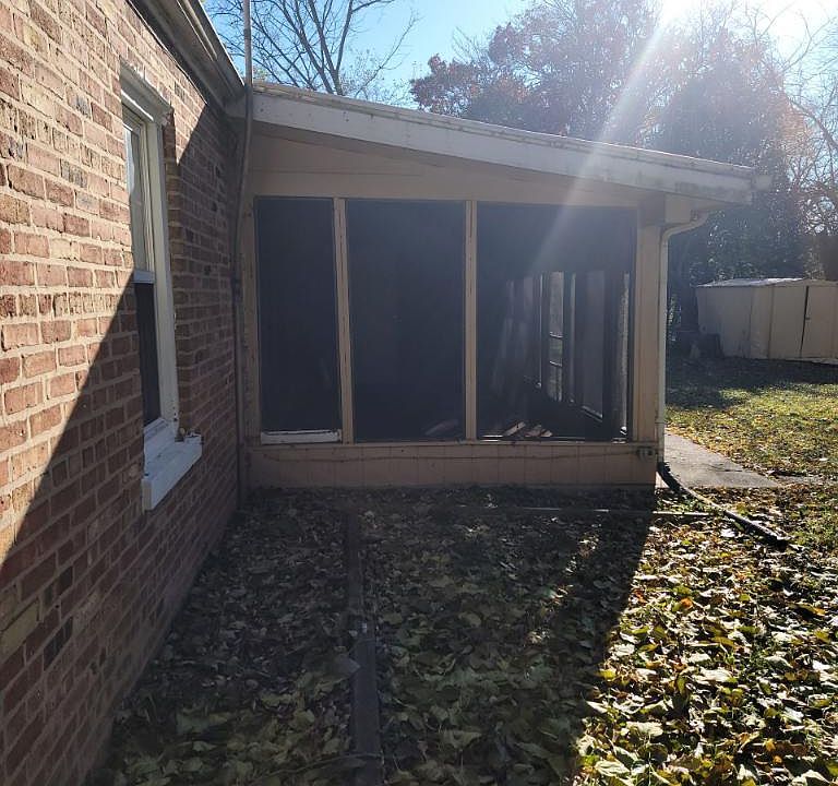 2nd image of 17908 Sacramento Ave