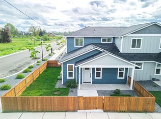 4762 Gebhard Rd, Central Point, OR 97502