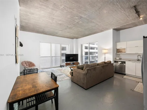 234 NE 3rd St APT 602, Miami, FL 33132