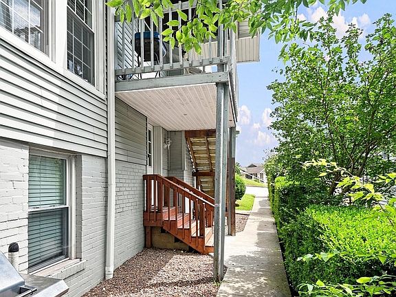 4th image of 273 S Sonntag Ave