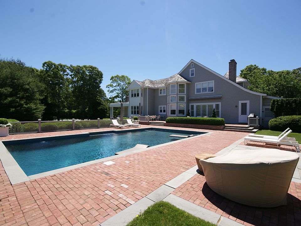 1st image of 15 Stone Ln