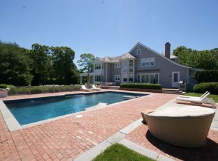 15 Stone Ln, East Quogue, NY 11959