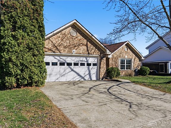 3rd image of 8858 Deer Hollow Dr