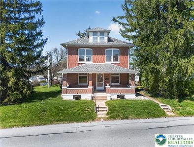 4243 Main St, Whitehall, PA, 18052