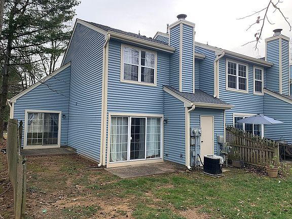 4th image of 1601 Mulberry Ct