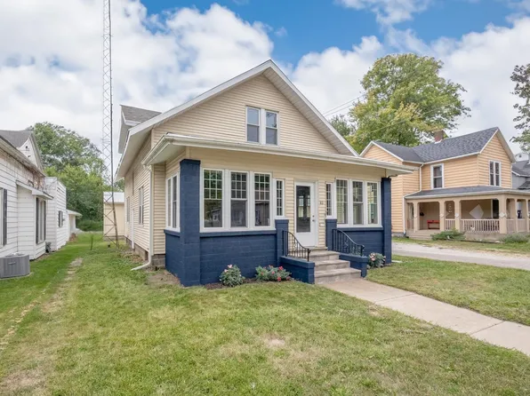 411 W Winona Ave, Warsaw, IN 46580