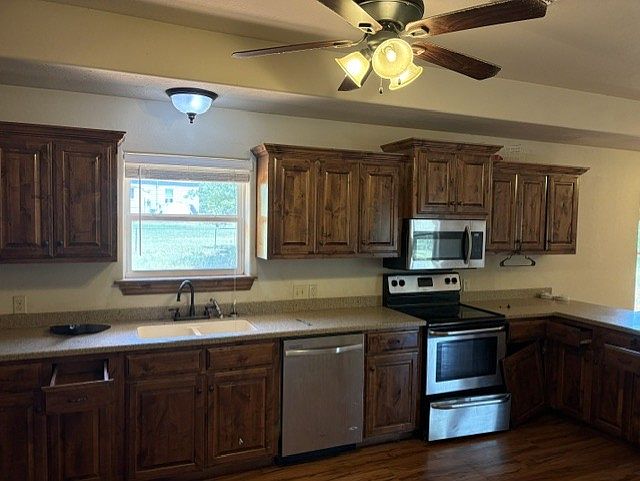 1st image of 11152 Thompson Ln