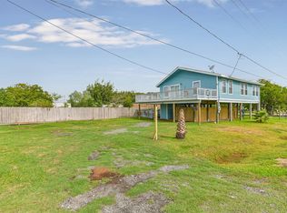 1004 20th St, San Leon, TX 77539