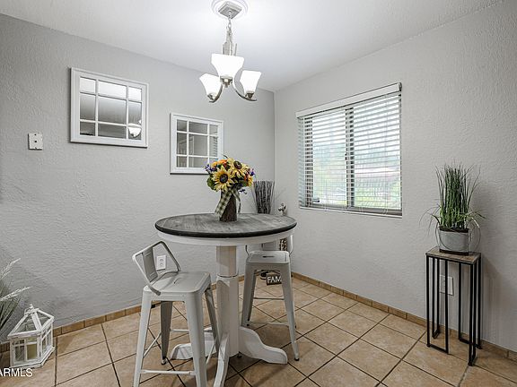 5th image of 3402 N 32nd Street #114