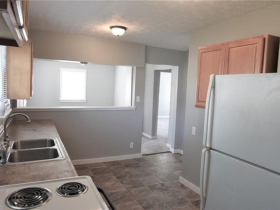 4th image of 1316 Rose Bower Ave