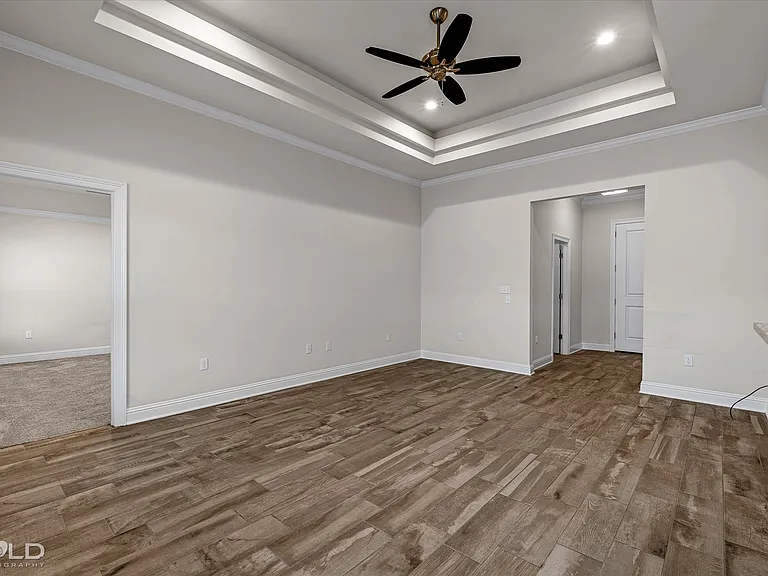 257 Sedgewick Ave — Photo 13