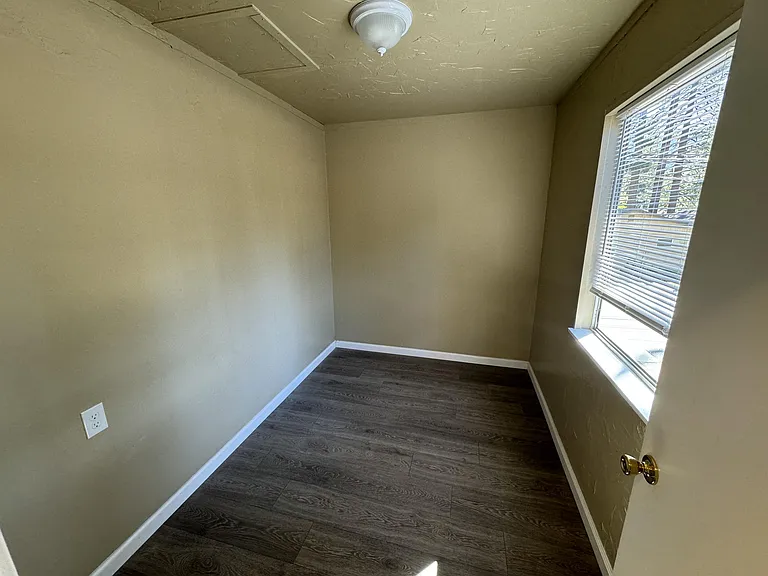 1198 Martin Ave #5 — Photo 7