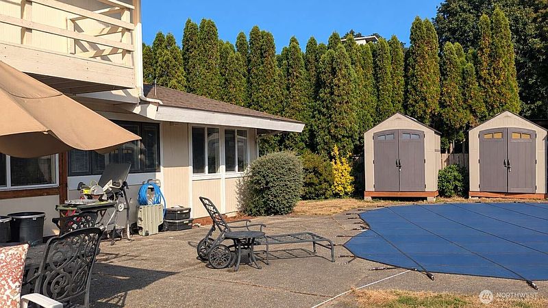 3rd image of 7121 Citrine Lane SW