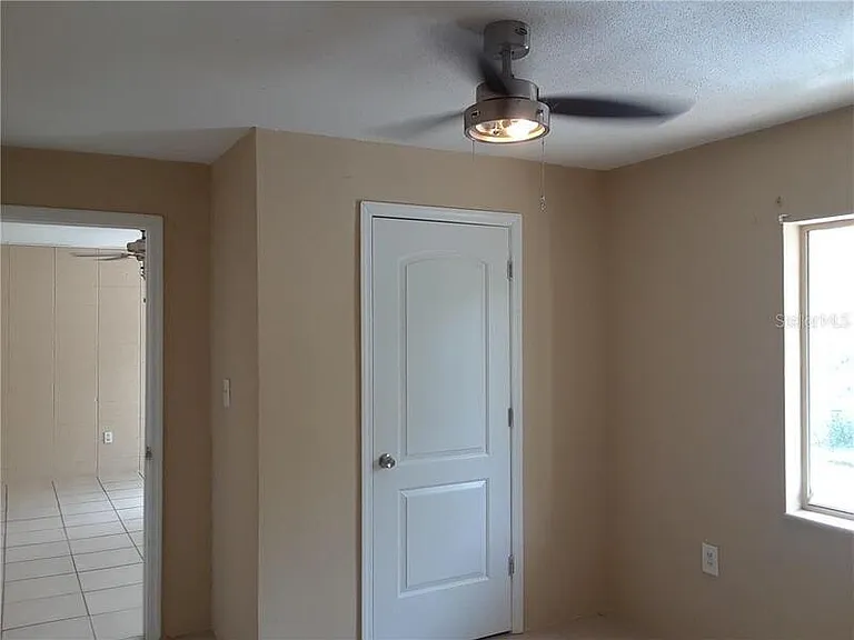 1032 W Jefferson St #5 — Photo 3