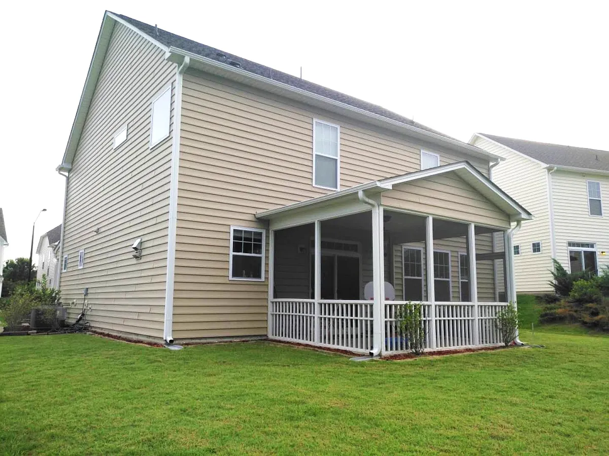 Building Photo - 1145 Holland Bend Dr