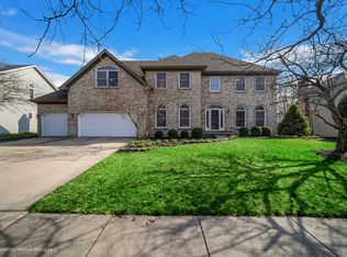 608 Steamboat Rd, Naperville, IL 60565