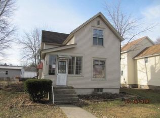 209 E Carroll St, Kentland, IN 47951