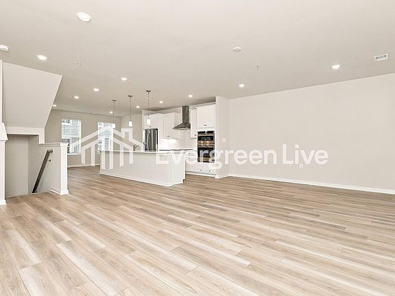 3rd image of 9636 Hummingbird Way