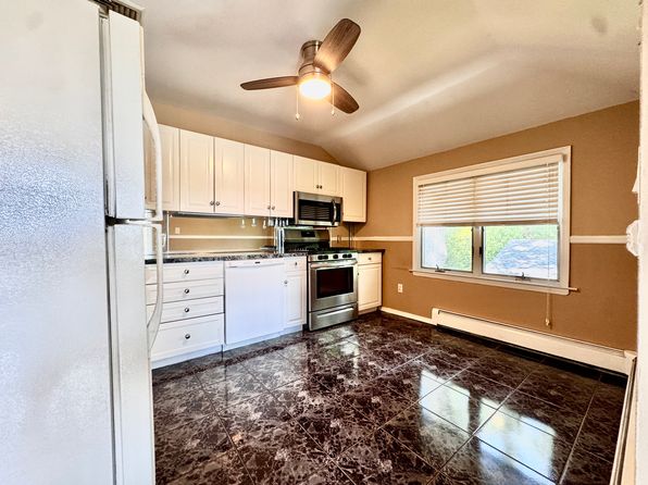 305 Katan Ave FLOOR 2