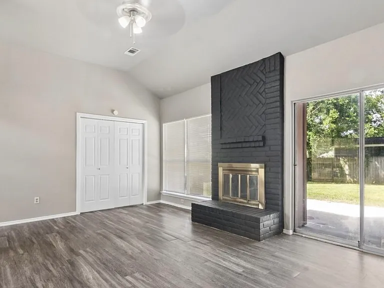 22131 Bridgebrook Dr — Photo 3