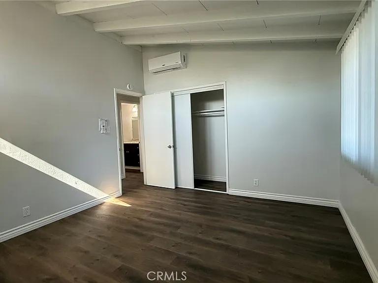 1002 E Walnut Ave — Photo 20