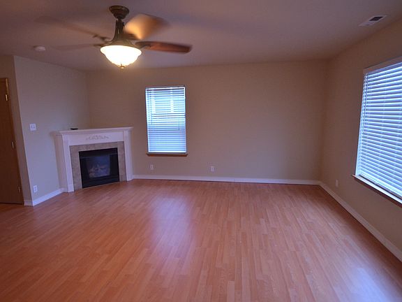 4th image of 12627 SE 295th St