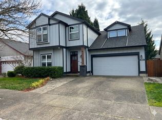8688 NE Swire St, Hillsboro, OR 97006