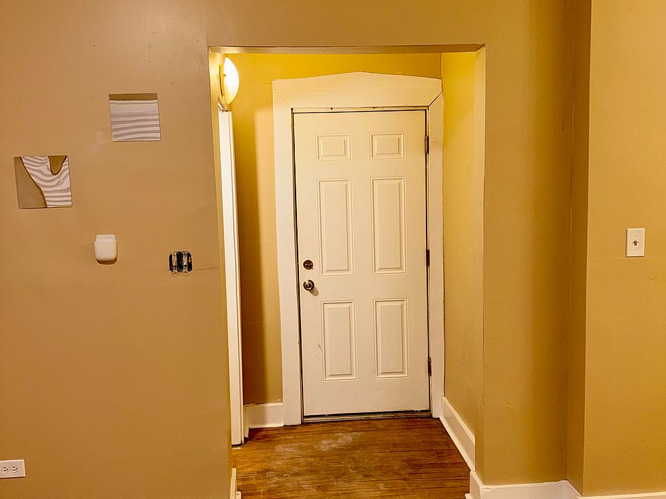 Entry closet