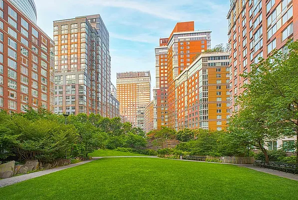 Rented by Douglas Elliman | media 43