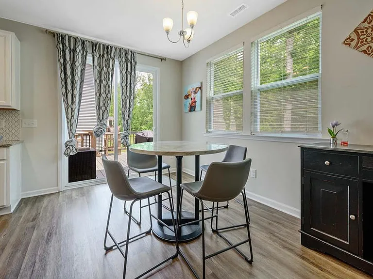 155 Rossell Park Cir — Photo 12