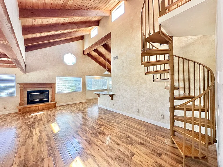 2573 Gum Tree Ln — Photo 5