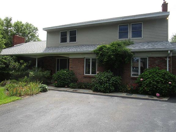 2nd image of 4037 Jockey St