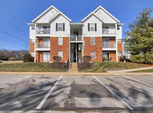 1217 Woodland Point Dr APT C, Saint Louis, MO 63146