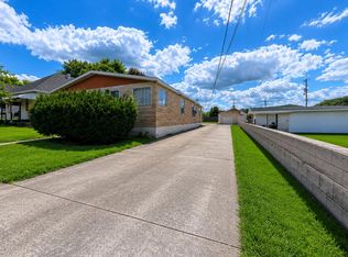 131 Peyton Ave, Irvine, KY 40336