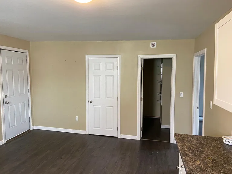 56 Clinton Ave #3 — Photo 7