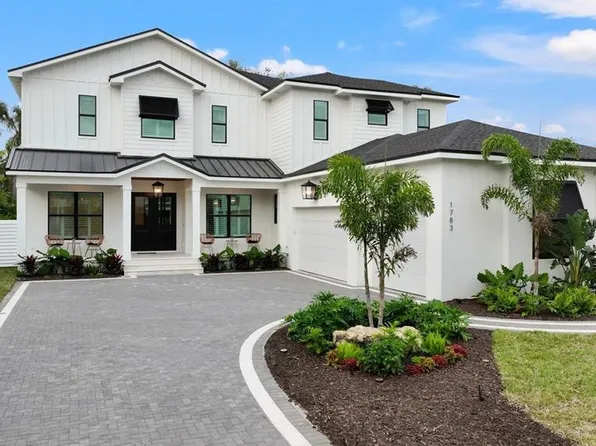 1783 Bayview Dr, Sarasota, FL 34239