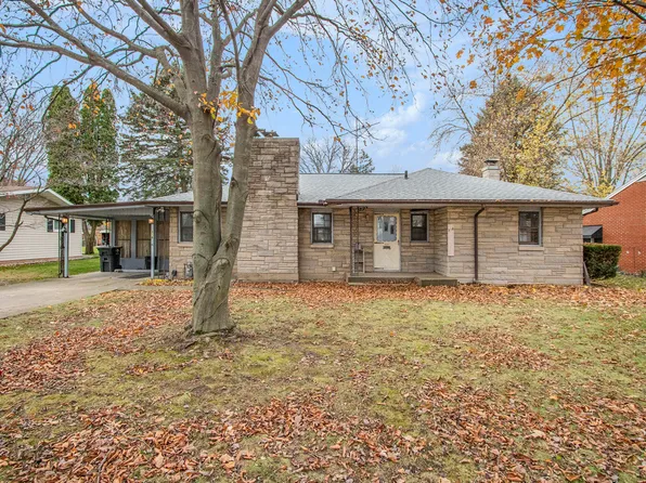 318 Claremont St, Buchanan, MI 49107