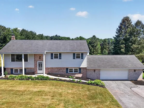 19 Palmyra Bellegrove Rd, Annville, PA 17003