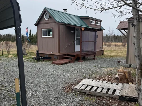 36185 Magnolia St, Soldotna, AK 99669