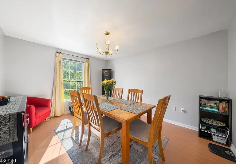 32 Montville Ave — Photo 7
