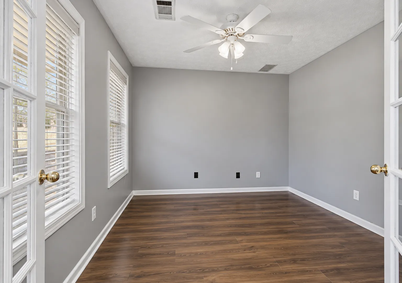 4 Bedroom 2.5 Bath house — Photo 4