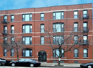 1355 W Ohio St APT 4, Chicago, IL 60642
