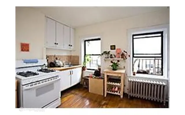 Rented by Douglas Elliman | media 21