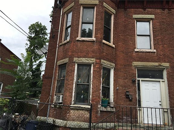 3rd image of 128 Renwick St