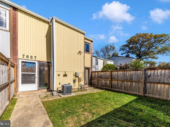 7667 Laytonia Dr, Gaithersburg, MD 20877
